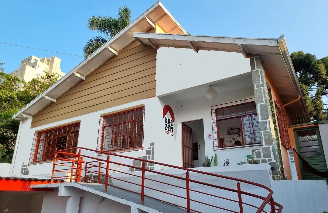 Hostel Kaizen Curitiba-1